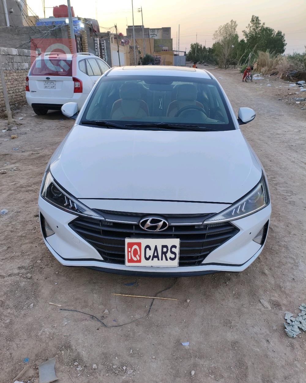 هيونداي النترا